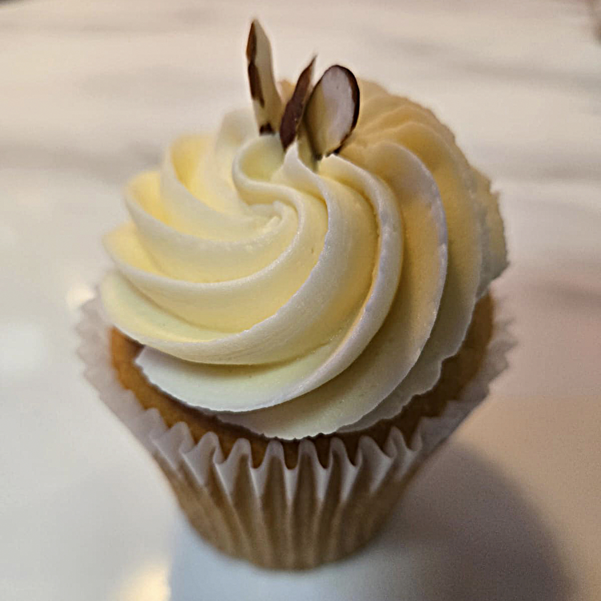 Almond Wedding Cake Cupcake